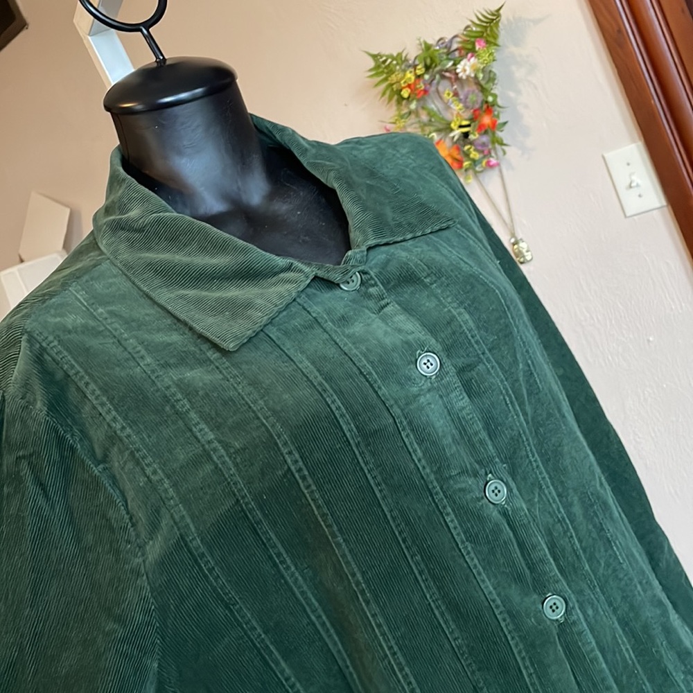 Women’s 1X Corduroy Shirtdress pleated forest green warm cotton The Paragon - Picture 6 of 9